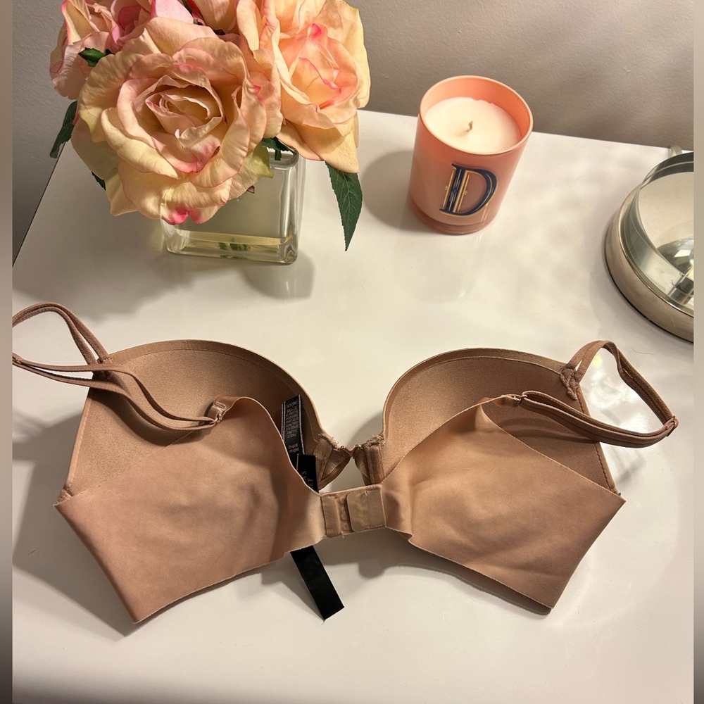 SEXY ILLUSIONS BY VICTORIA'S SECRET
Push-Up Bra - Picture 4 of 5